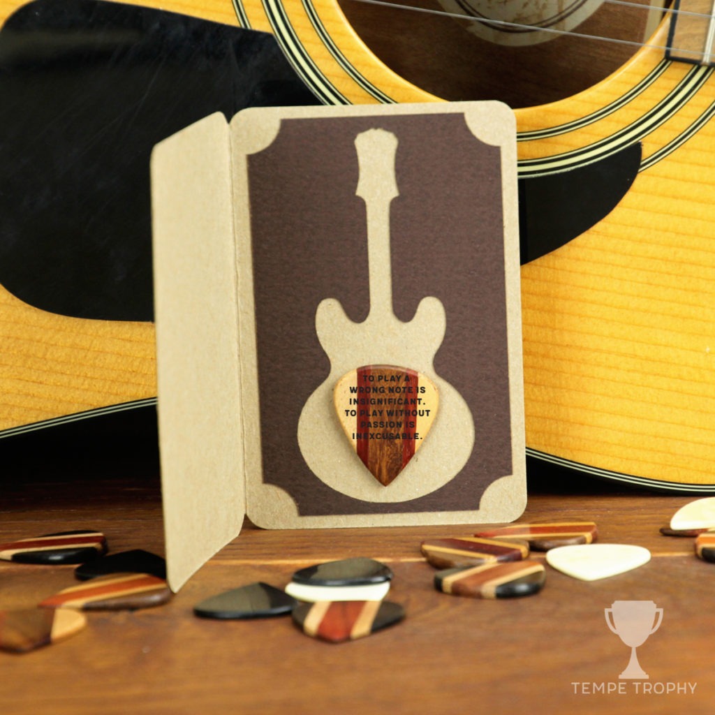 Sheesham Tri-Wood Guitar Pick - Image 4